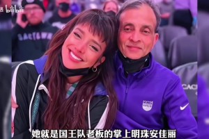 享受生活！退役的保罗和威少在游艇上互相助攻空接扣篮